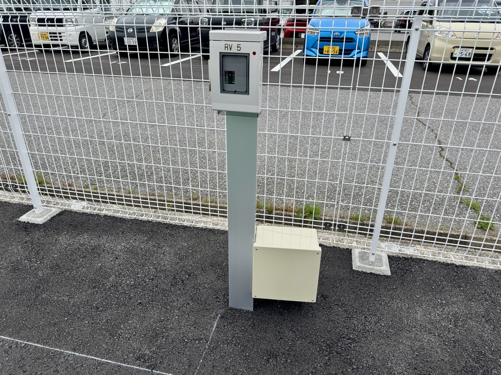 RVパーク USEのとがわ：区画の電源スタンド